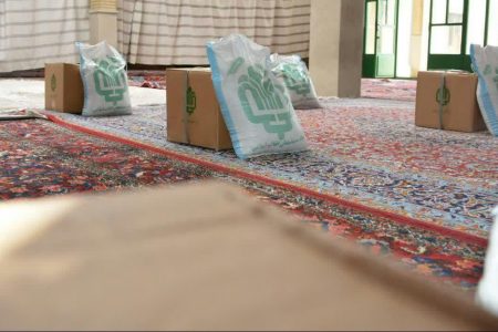 گزارش تصویری تهیه و آماده سازی و پخش کردن بسته های معیشتی